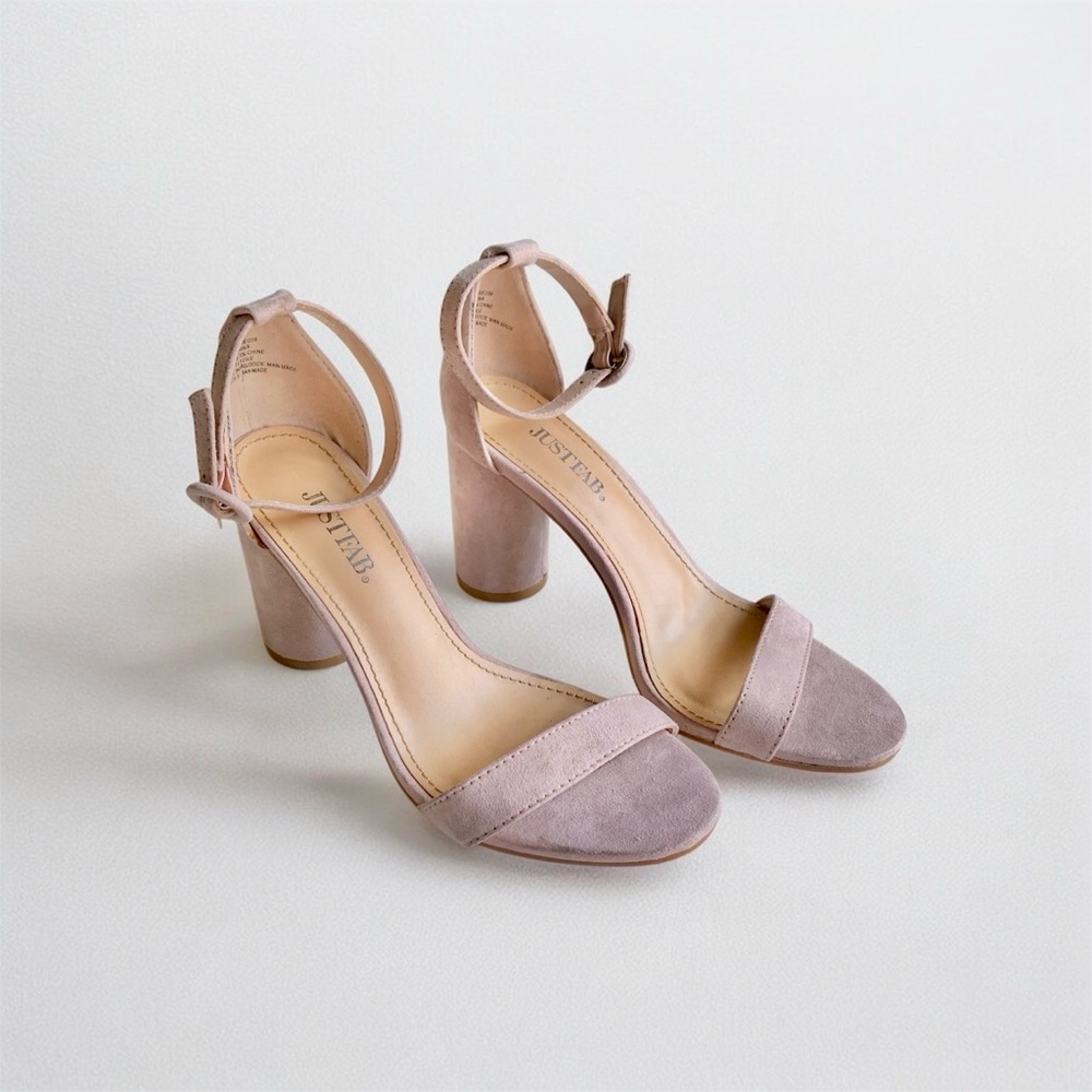 JustFab Blush Pink Velvet Ankle Strap Block Heels Size 5.5